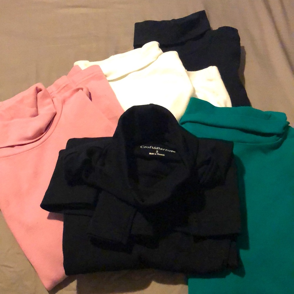 Bundle of 5 Turtleneck shirts